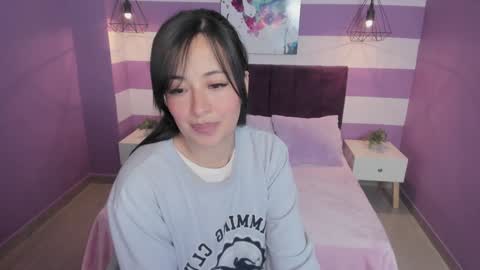 Snapshot of goddess_martina chatting on 12-13-24, 12:09 M A R T I N A online show from 12-13-24, 12:09