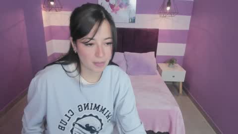 Snapshot of goddess_martina chatting on 12-13-24, 03:16 M A R T I N A online show from 12-13-24, 03:16