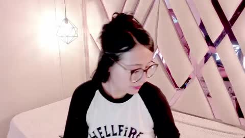 M A R T I N A  online show from 05-19-26, 12:44