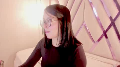 M A R T I N A  online show from 05-21-26, 12:45
