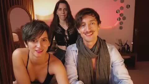 Snapshot of goddess_marylin chatting on 06-11-26, 04:54 330 UTC2 girls online show from 06-11-26, 04:54