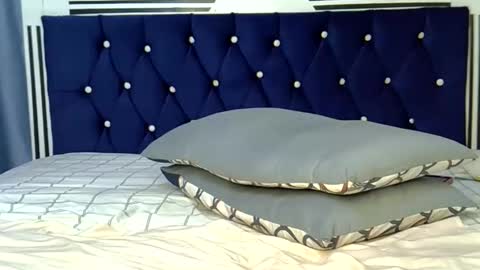 Snapshot of goddess_nanaya chatting on 05-12-26, 05:37 Goddess nanaya online show from 05-12-26, 05:37