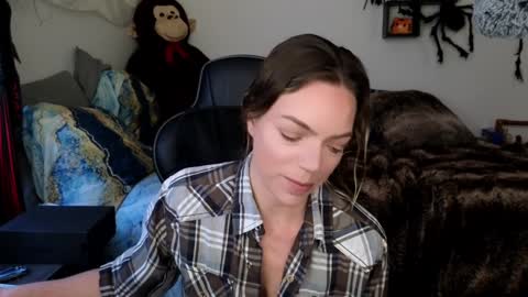 Patricia Mars           Goddess of Mars twitter thegoddessmindy online show from 01-29-25, 02:00