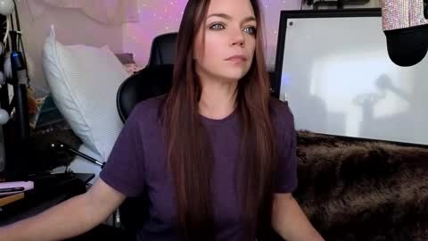 Patricia Mars           Goddess of Mars twitter thegoddessmindy online show from 03-12-26, 04:13