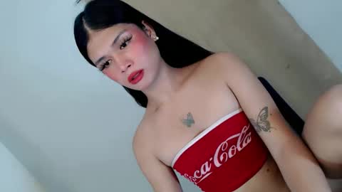 Snapshot of goddess_riana chatting on 02-07-26, 09:57 YOUR GODDESS RIAN online show from 02-07-26, 09:57