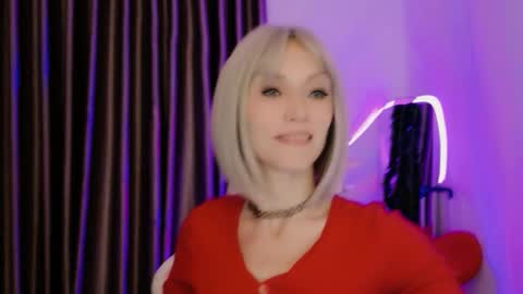 Snapshot of goddess_stars chatting on 01-19-26, 12:31 Katarina online show from 01-19-26, 12:31