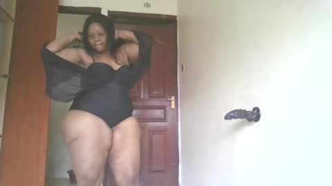 Snapshot of goddessebon chatting on 12-02-24, 08:19 shasha big online show from 12-02-24, 08:19