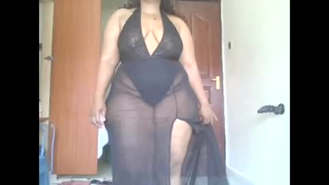 Snapshot of goddessebon chatting on 01-05-25, 07:38 shasha big online show from 01-05-25, 07:38