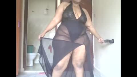 Snapshot of goddessebon chatting on 01-16-25, 07:17 shasha big online show from 01-16-25, 07:17