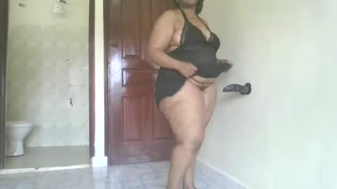 Snapshot of goddessebon chatting on 01-25-25, 09:36 shasha big online show from 01-25-25, 09:36