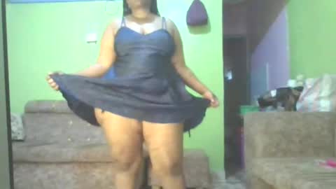 Snapshot of goddessebon chatting on 02-12-25, 11:07 shasha big online show from 02-12-25, 11:07