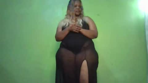 Snapshot of goddessebon chatting on 09-16-25, 08:37 shasha big online show from 09-16-25, 08:37