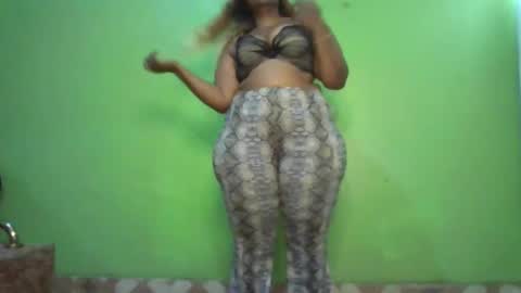 Snapshot of goddessebon chatting on 09-18-25, 11:45 shasha big online show from 09-18-25, 11:45