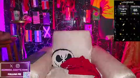 Snapshot of goddessjuliettenoiir chatting on 07-01-26, 11:23 Goddes Juliette Noiir online show from 07-01-26, 11:23