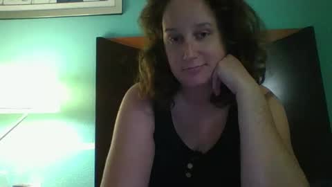 Snapshot of goddessmilfcrysyal chatting on 04-30-26, 09:41 Crystal online show from 04-30-26, 09:41