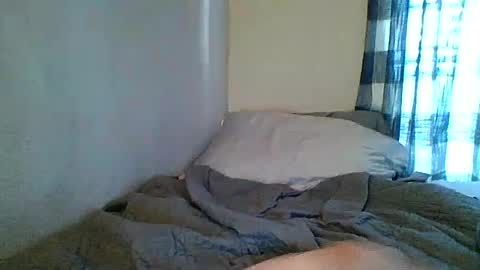 Snapshot of goddessmilfcrysyal chatting on 07-11-26, 09:49 Crystal online show from 07-11-26, 09:49