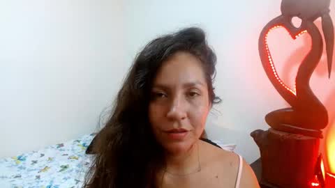 Snapshot of goddessnahi chatting on 12-05-24, 02:53 Naih Reyes online show from 12-05-24, 02:53