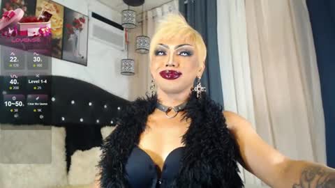 Snapshot of goddessxbeatrice chatting on 06-13-26, 10:40 call me BEA online show from 06-13-26, 10:40
