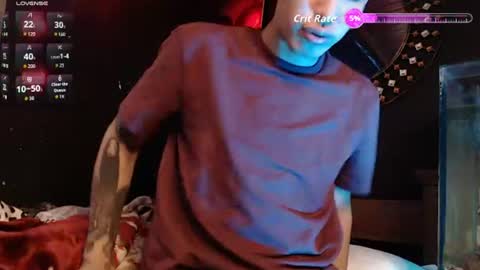 Snapshot of godly_huan chatting on 06-14-26, 11:45 HUAN online show from 06-14-26, 11:45