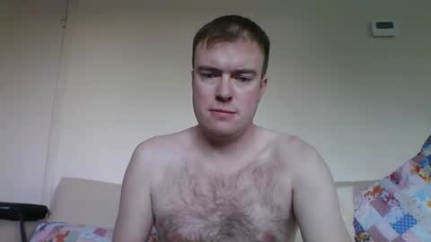 Snapshot of gogo12104 chatting on 03-04-25, 04:20 jme online show from 03-04-25, 04:20