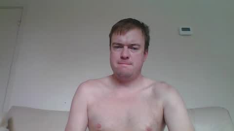 Snapshot of gogo12104 chatting on 10-18-25, 08:48 jme online show from 10-18-25, 08:48