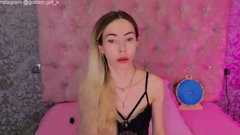 Snapshot of golden_girl__ chatting on 03-01-26, 01:51 golden girl online show from 03-01-26, 01:51