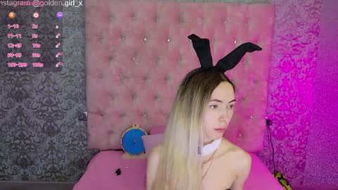 Snapshot of golden_girl__ chatting on 04-01-26, 01:50 golden girl online show from 04-01-26, 01:50