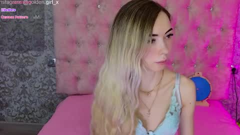 Snapshot of golden_girl__ chatting on 04-10-26, 01:55 golden girl online show from 04-10-26, 01:55