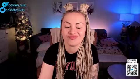 Snapshot of golden_miki chatting on 12-14-24, 06:24 Shy in the streets but a freak in the sheets online show from 12-14-24, 06:24