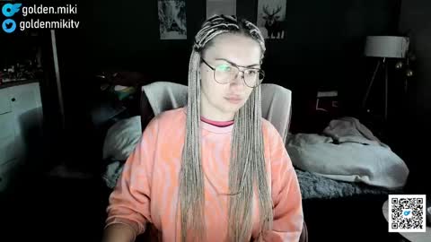 Snapshot of golden_miki chatting on 02-03-25, 11:42 Shy in the streets but a freak in the sheets online show from 02-03-25, 11:42