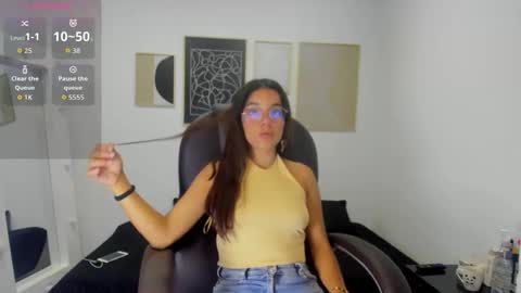 Snapshot of golden_muse chatting on 02-16-26, 12:34 golden_muse online show from 02-16-26, 12:34