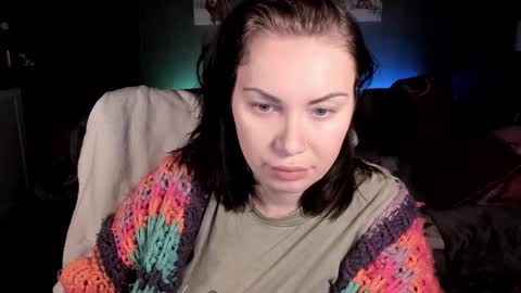 Snapshot of golden_sugar chatting on 03-09-26, 03:32 Shy in the streets but a freak in the sheets online show from 03-09-26, 03:32