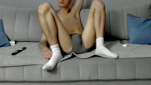 goldenboy_xxx69 online show from 10-27-25, 08:46