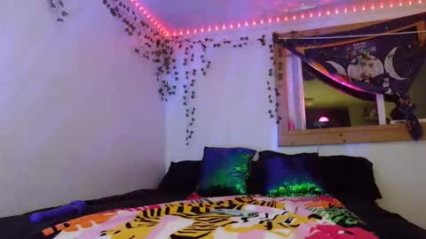 Snapshot of goldendelicious577600 chatting on 05-02-26, 07:13 XxPretentious PeachxX online show from 05-02-26, 07:13