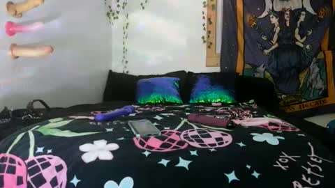 Snapshot of goldendelicious577600 chatting on 06-07-26, 08:29 XxPretentious PeachxX online show from 06-07-26, 08:29