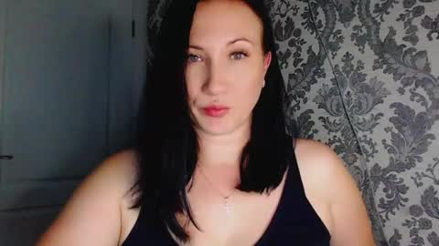 Snapshot of goldmoonn chatting on 07-10-26, 10:45 goldmoonn online show from 07-10-26, 10:45