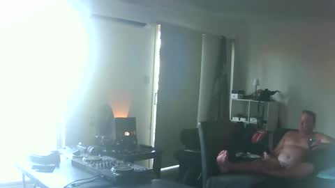 goldyguy011 online show from 04-10-26, 02:39