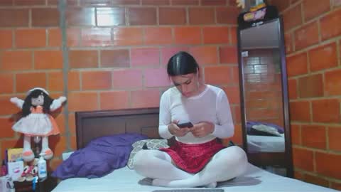 Valentina online show from 12-18-24, 10:35