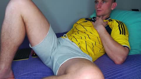 Snapshot of golov176 chatting on 12-08-24, 04:28 LEO online show from 12-08-24, 04:28