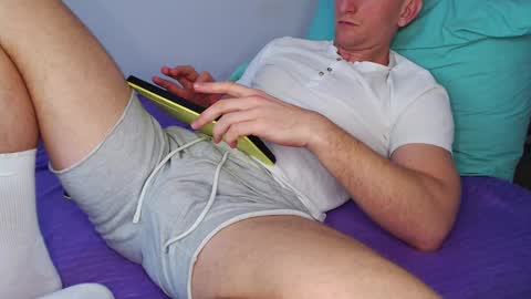 Snapshot of golov176 chatting on 02-09-25, 11:58 LEO online show from 02-09-25, 11:58