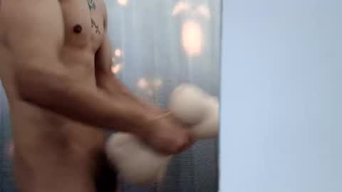 Snapshot of gomezxx620 chatting on 10-28-25, 02:15 gomezxx620 online show from 10-28-25, 02:15