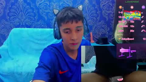 Snapshot of gomita_angel chatting on 01-19-25, 04:54 angel online show from 01-19-25, 04:54