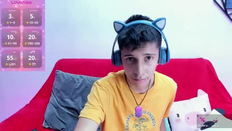 Snapshot of gomita_angel chatting on 03-06-25, 08:05 angel online show from 03-06-25, 08:05