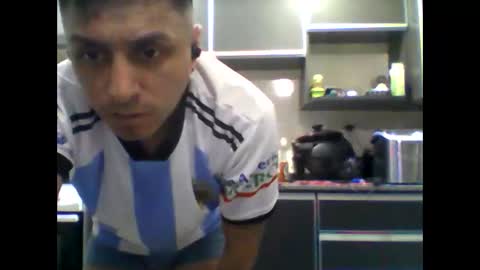Snapshot of gonzaloargentino2022 chatting on 10-25-25, 02:52 gonzaloargentino2022 online show from 10-25-25, 02:52