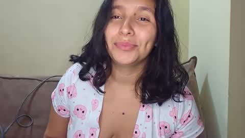 Snapshot of good_girl4_u1 chatting on 03-01-25, 08:45 salome online show from 03-01-25, 08:45