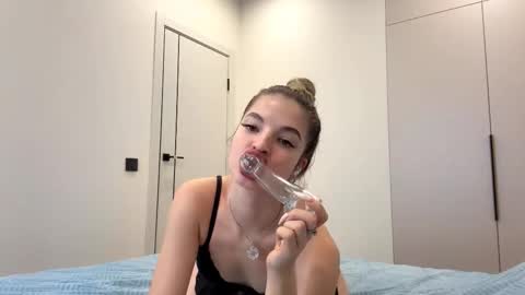 Odilia online show from 10-02-25, 05:36