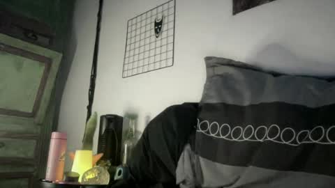 Snapshot of goodbatorboy chatting on 07-04-26, 01:01 goodbatorboy online show from 07-04-26, 01:01