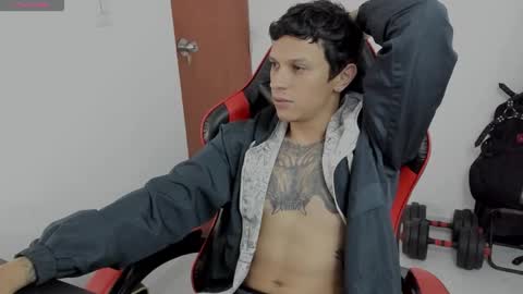 Snapshot of goodboy69i chatting on 10-05-25, 12:42 goodboy69i online show from 10-05-25, 12:42