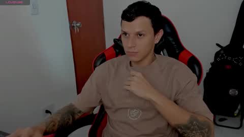 Snapshot of goodboy69i chatting on 11-07-25, 03:23 goodboy69i online show from 11-07-25, 03:23