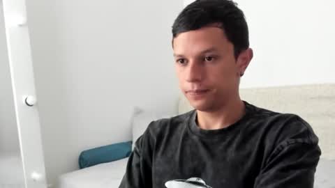 Snapshot of goodboy69i chatting on 01-11-26, 01:05 goodboy69i online show from 01-11-26, 01:05